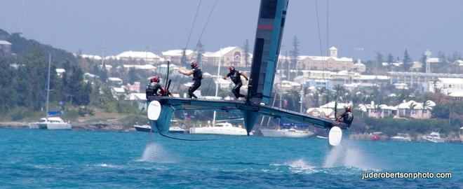 Day 4 – Race 3 - Land Rover BAR - Louis Vuitton America's Cup ©  Jude Robertson http://juderobertsonphoto.wix.com/pix